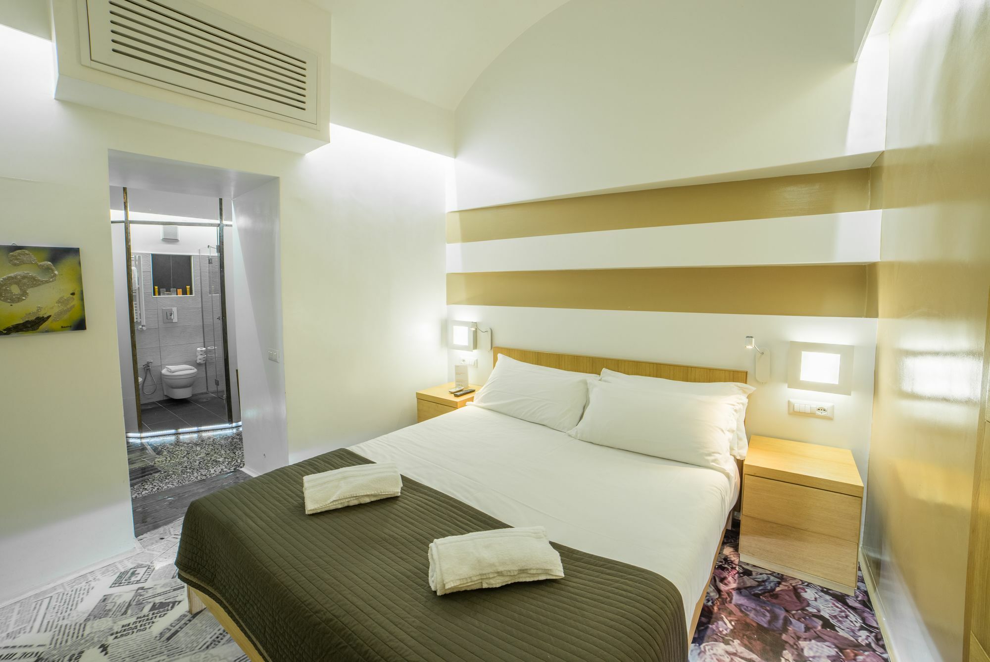 נאפולי Chiaia 197 Deluxe Residence מראה חיצוני תמונה