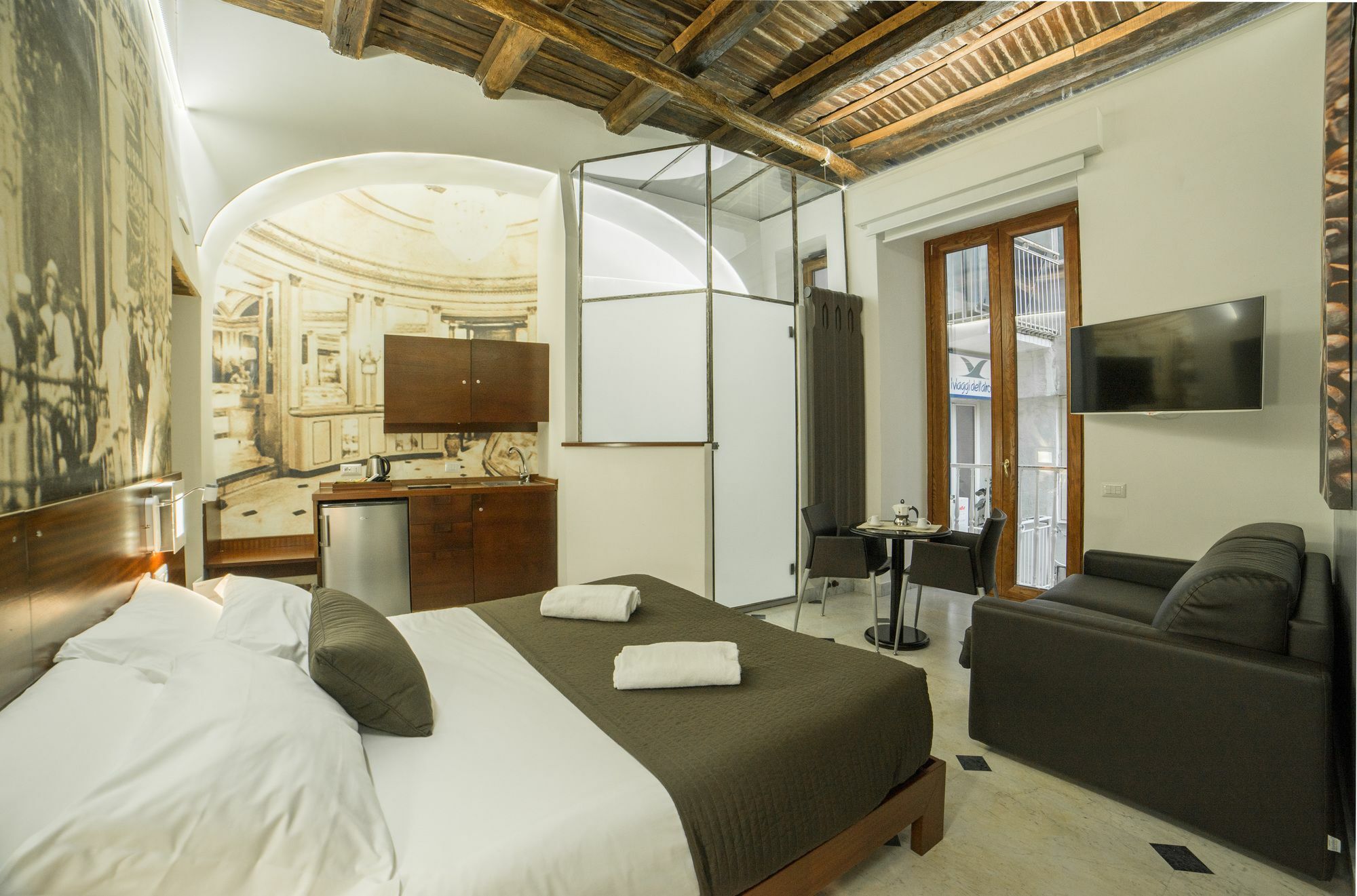 נאפולי Chiaia 197 Deluxe Residence מראה חיצוני תמונה