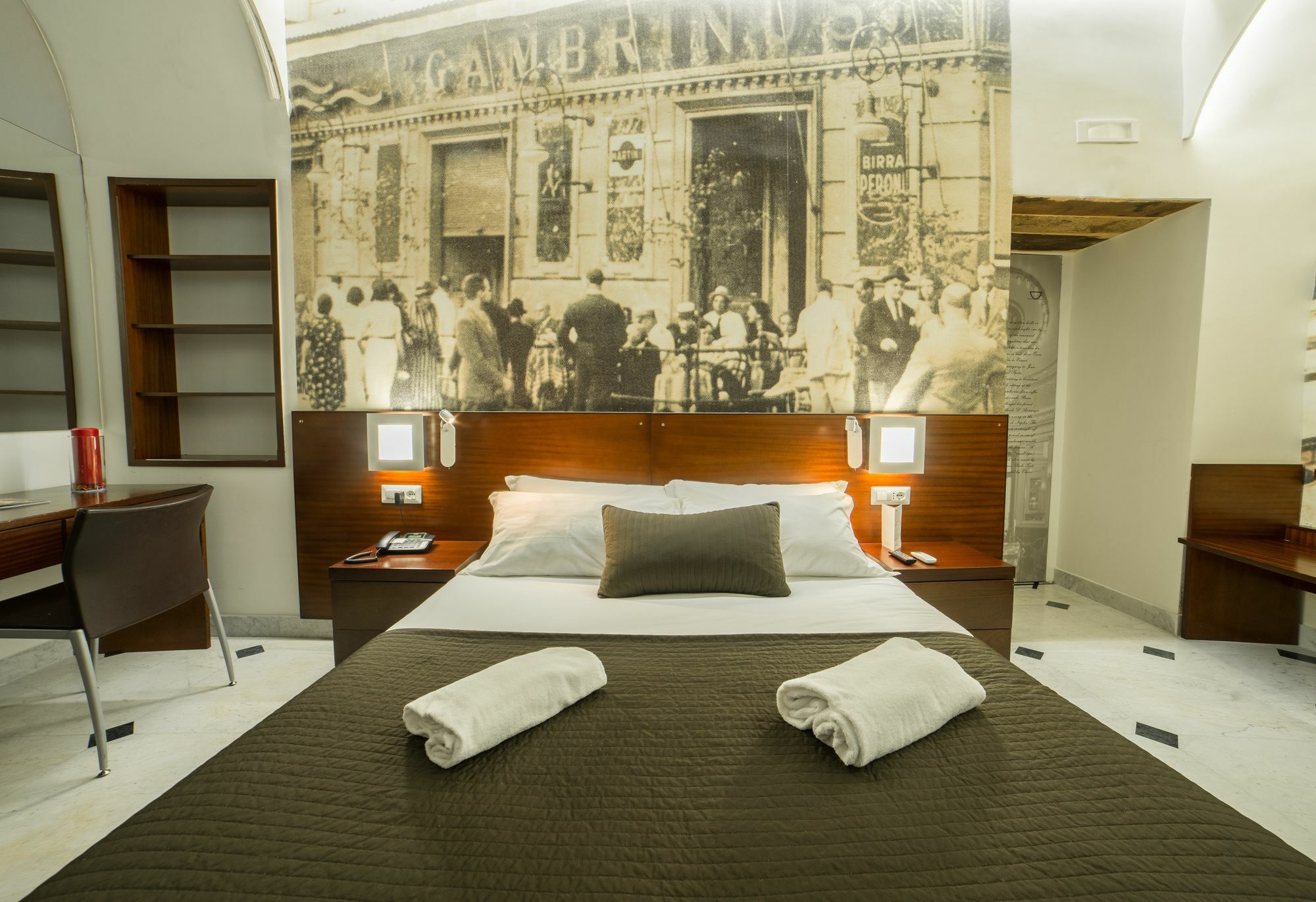 נאפולי Chiaia 197 Deluxe Residence מראה חיצוני תמונה